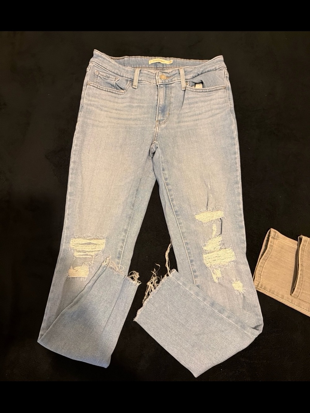 Levi's Bundle - Picture 2 of 3